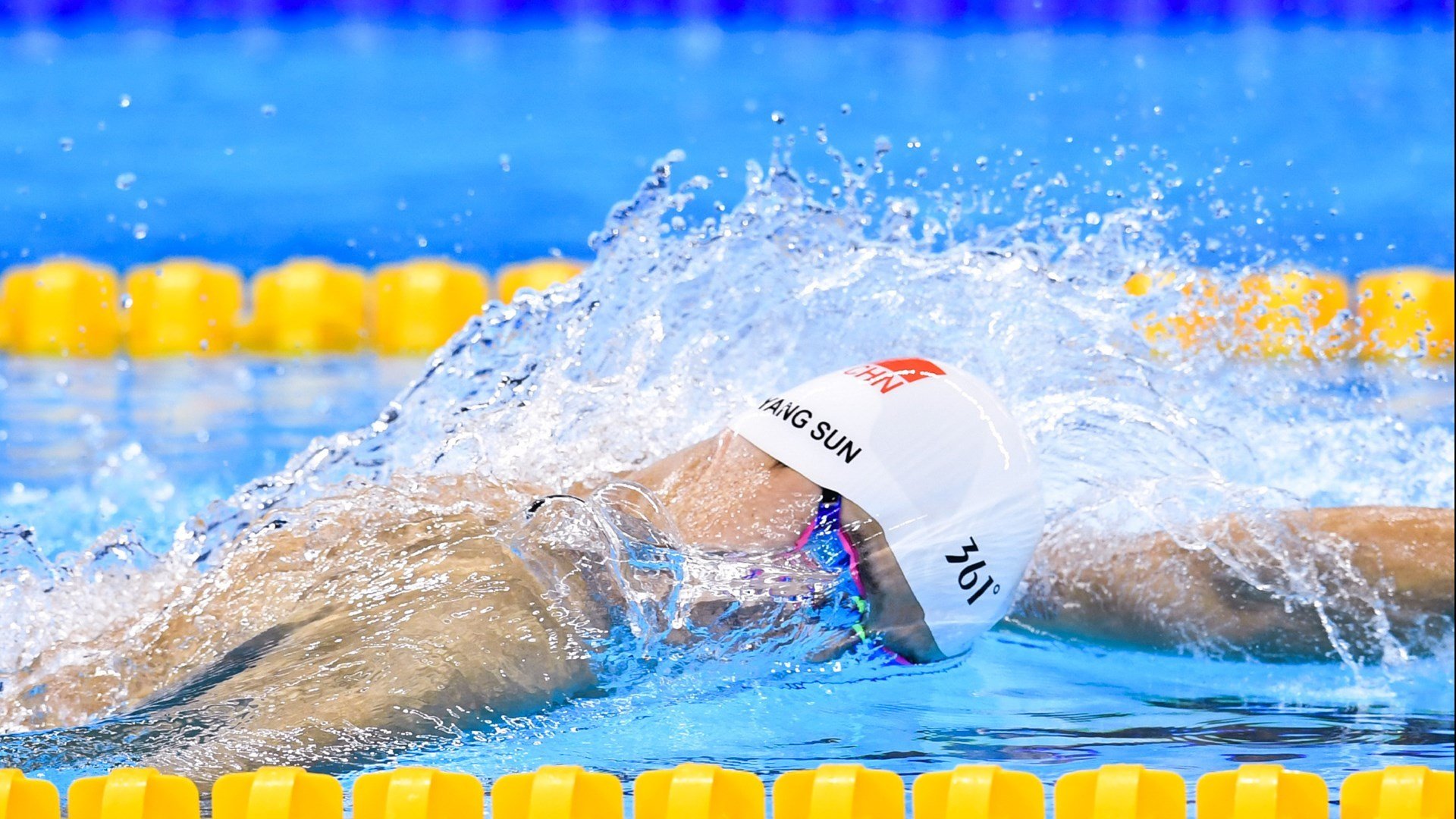 mk体育网页-中超球队运营是否摆脱政策依赖，中超球队运营费用